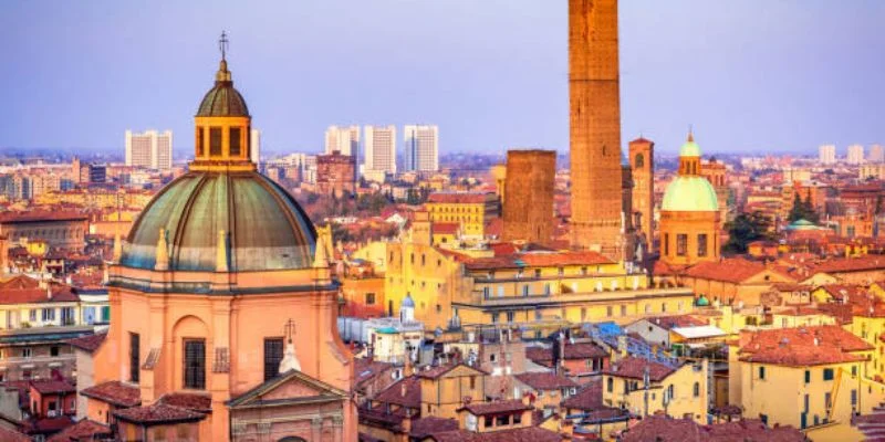 Emirates Airline Bologna Office in Italy